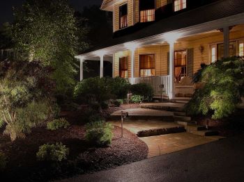 Residential exterior lighting install